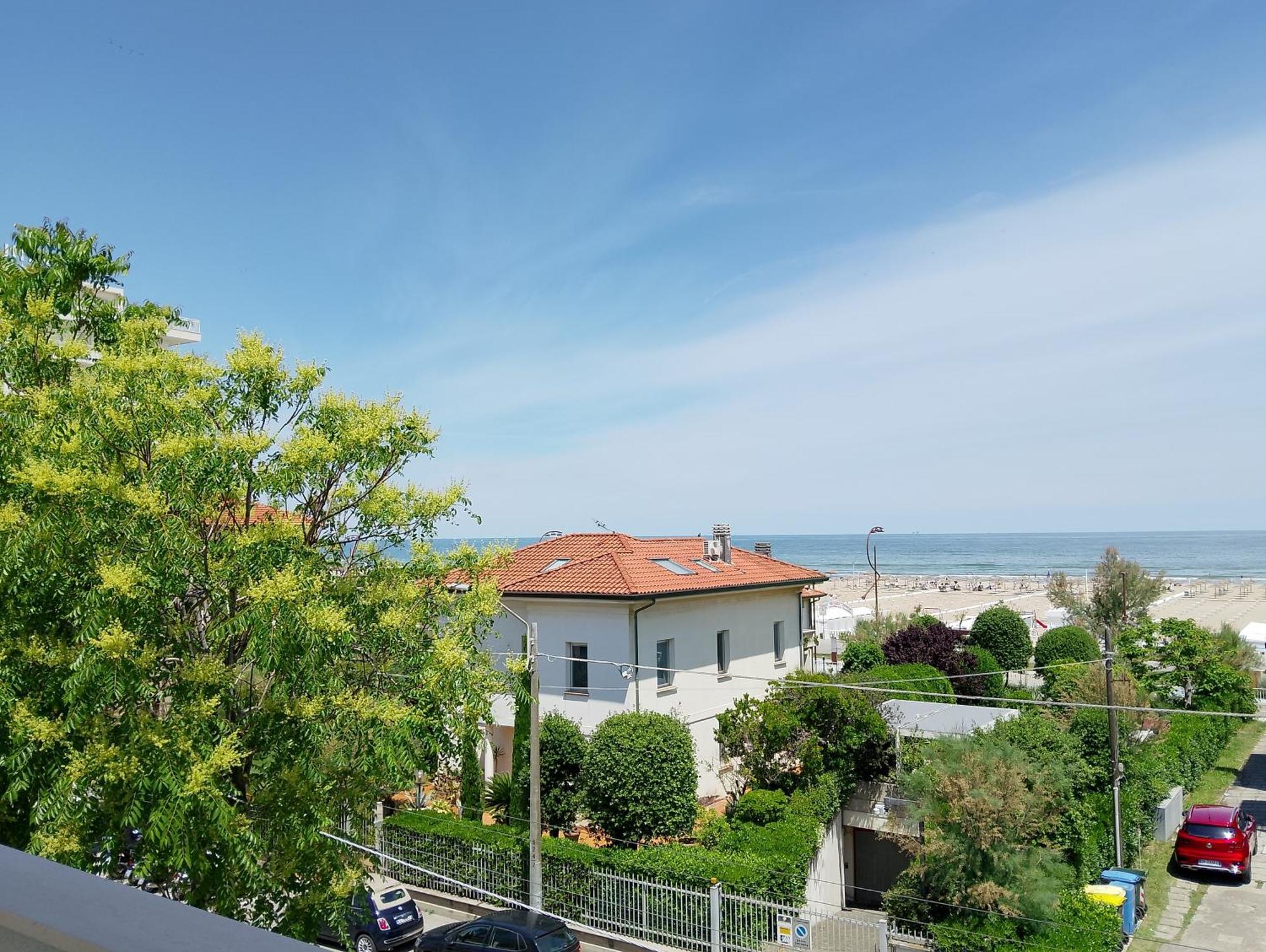 La Casa Al Mare Rimini Exterior foto